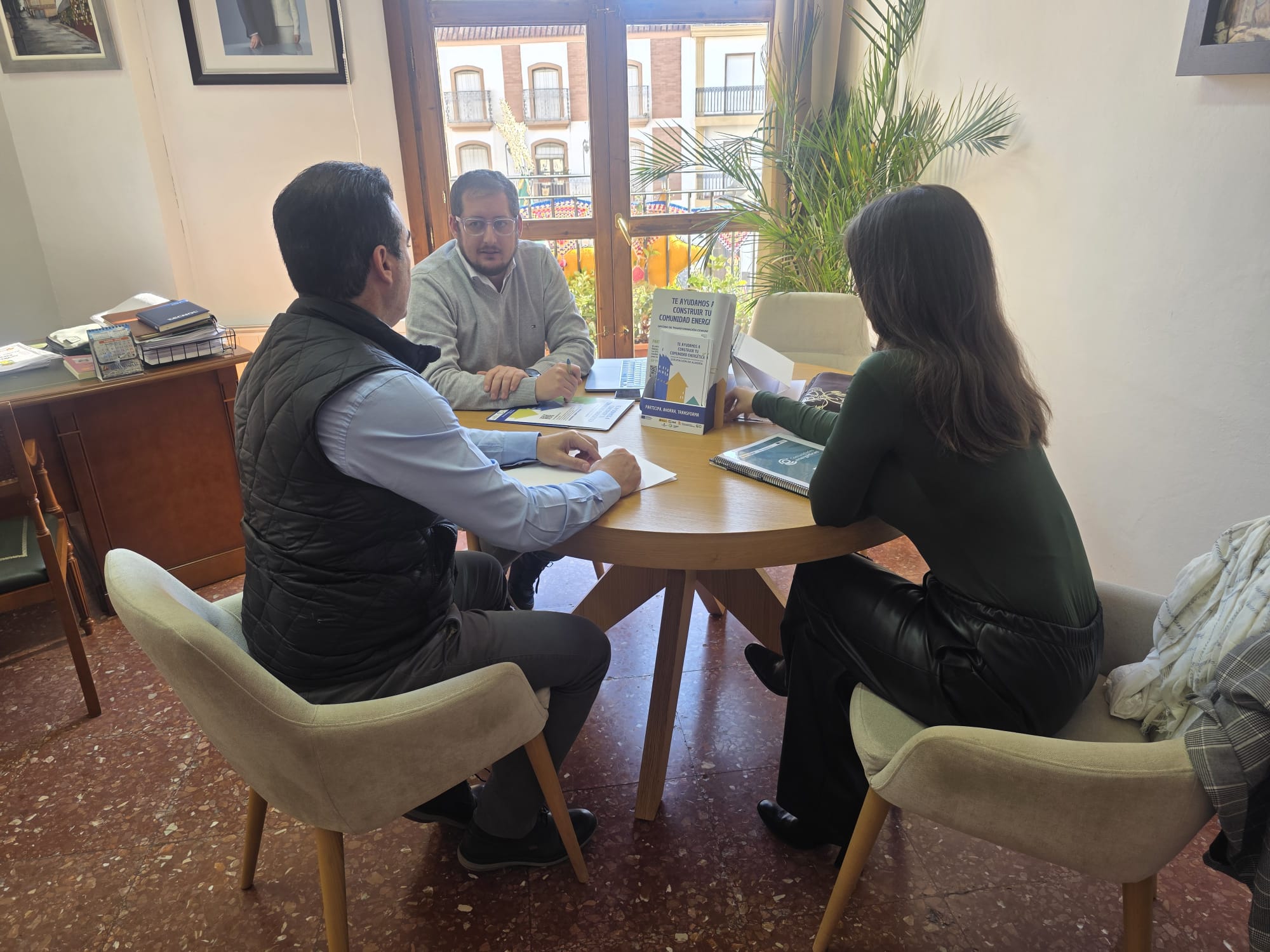 Visita Ayuntamiento Abrucena (2)