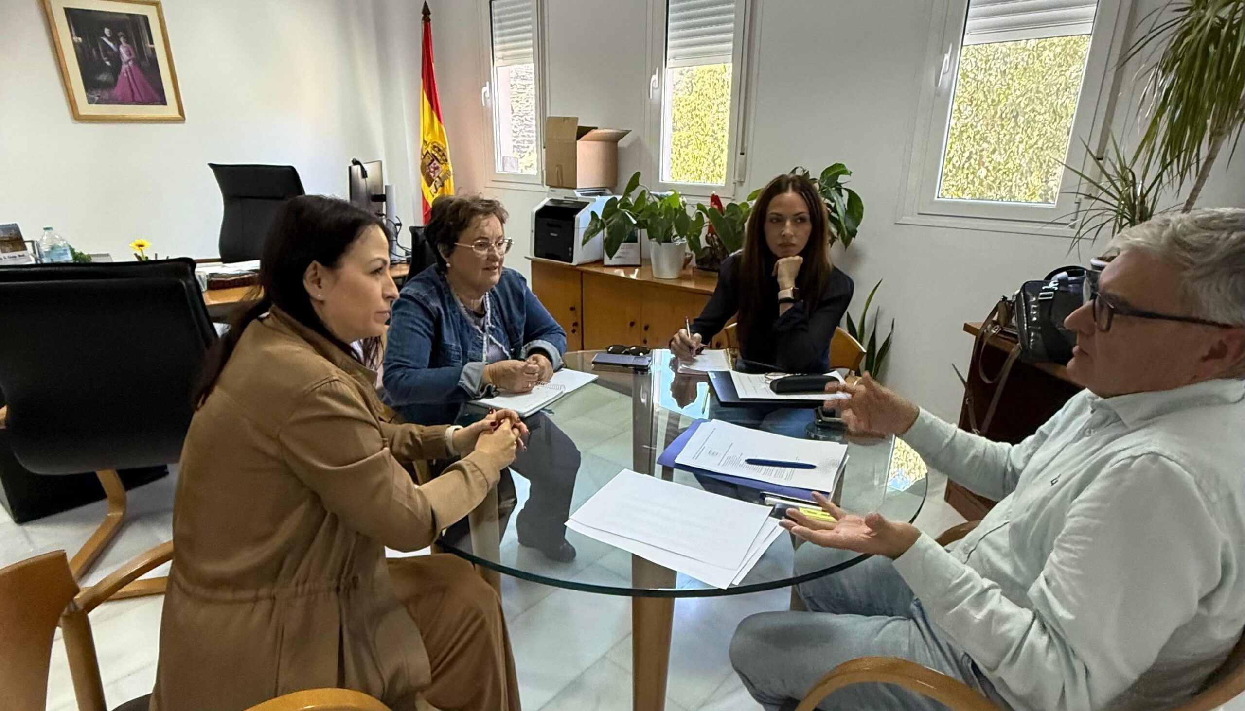 Visita Ayuntamiento Urrácal (2)